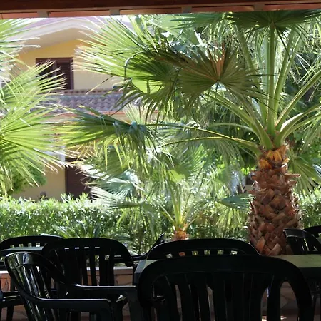 Aparthotel Park Foce Varano