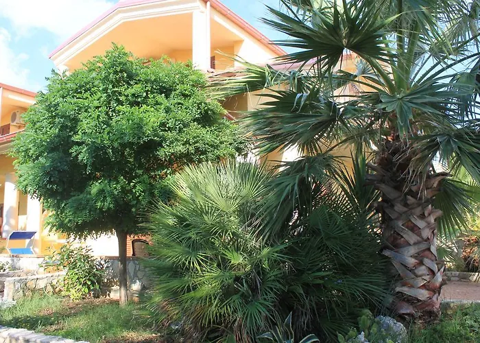 Park Foce Varano